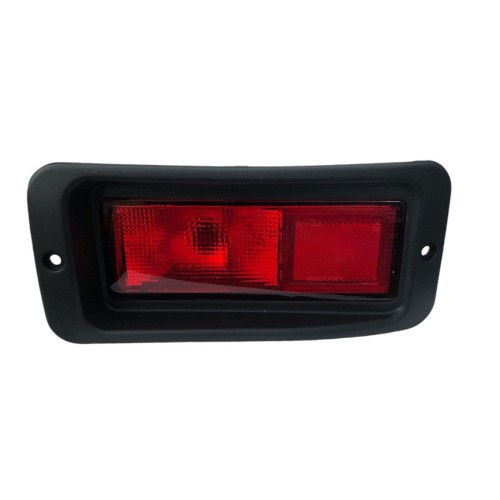 Стоп в броня заден десен MR465018 Mitsubishi Pajero Sport