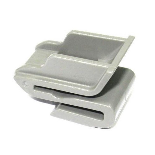 Щипка клипс 85284AL510 85284-AL510 задна броня Infiniti Nissan
