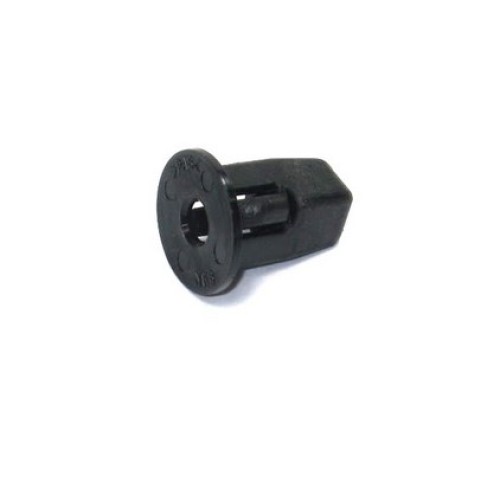 Щипка клипс 9018906212 90189-06212 Toyota Land Cruiser